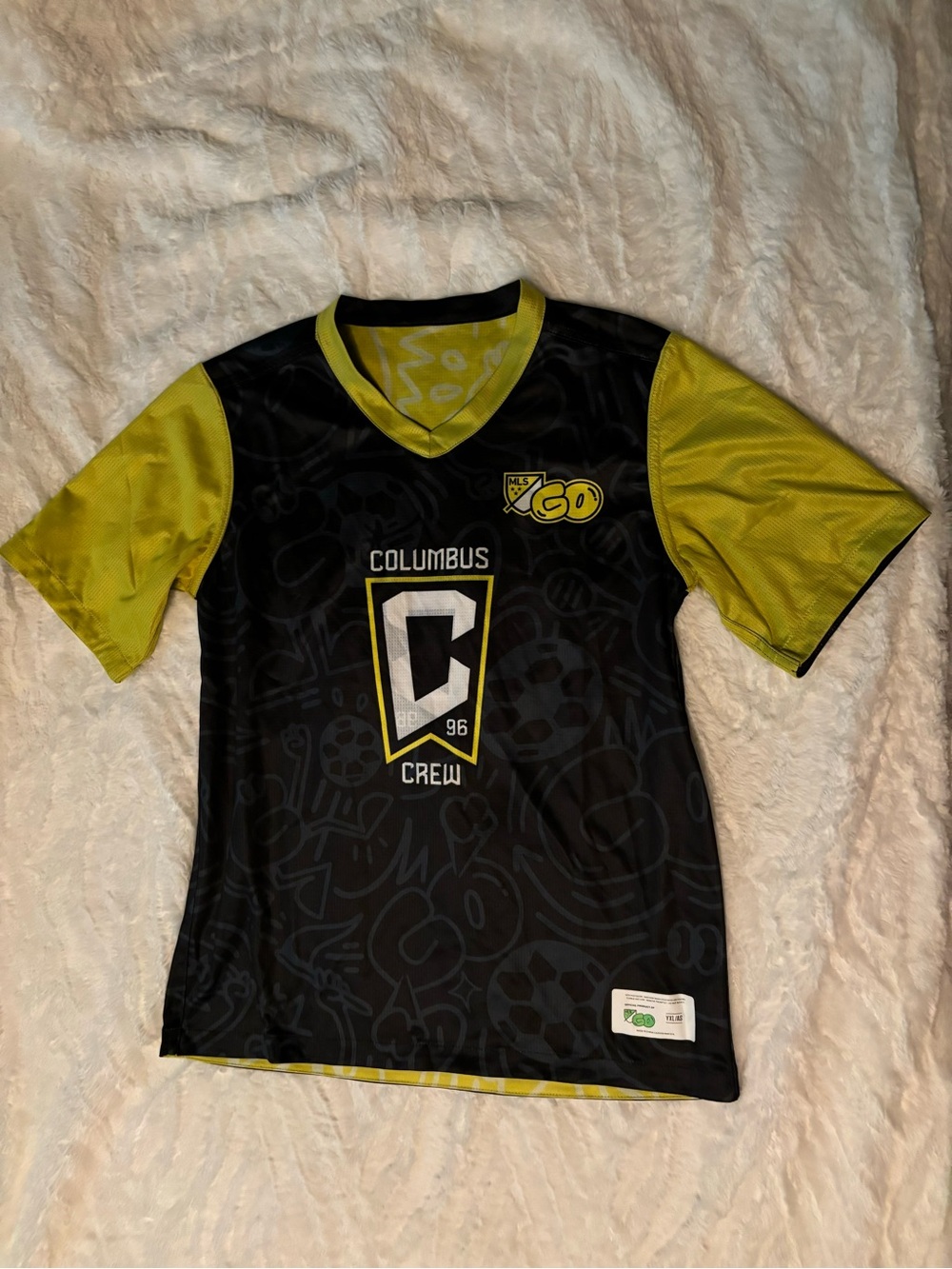 MLS Go Jersey Columbus Crew Size Youth XL Black and Yellow Short Sleeve